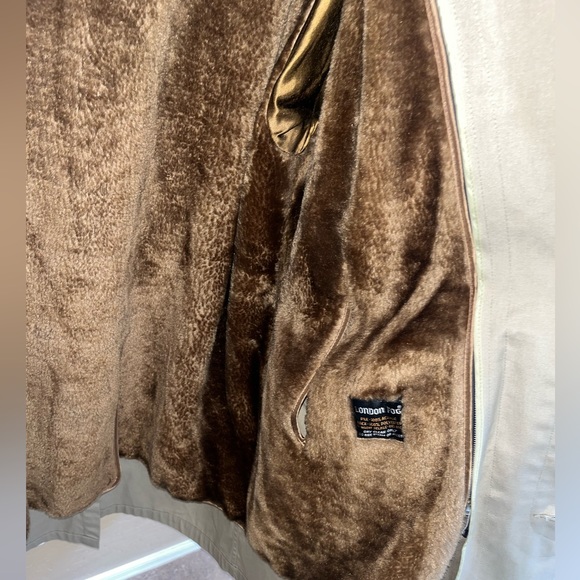 London fog Trench Coat - Picture 7 of 9